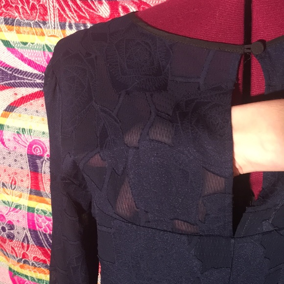 NWOT BCBGeneration Shift Dress With Floral Texture - Picture 6 of 8